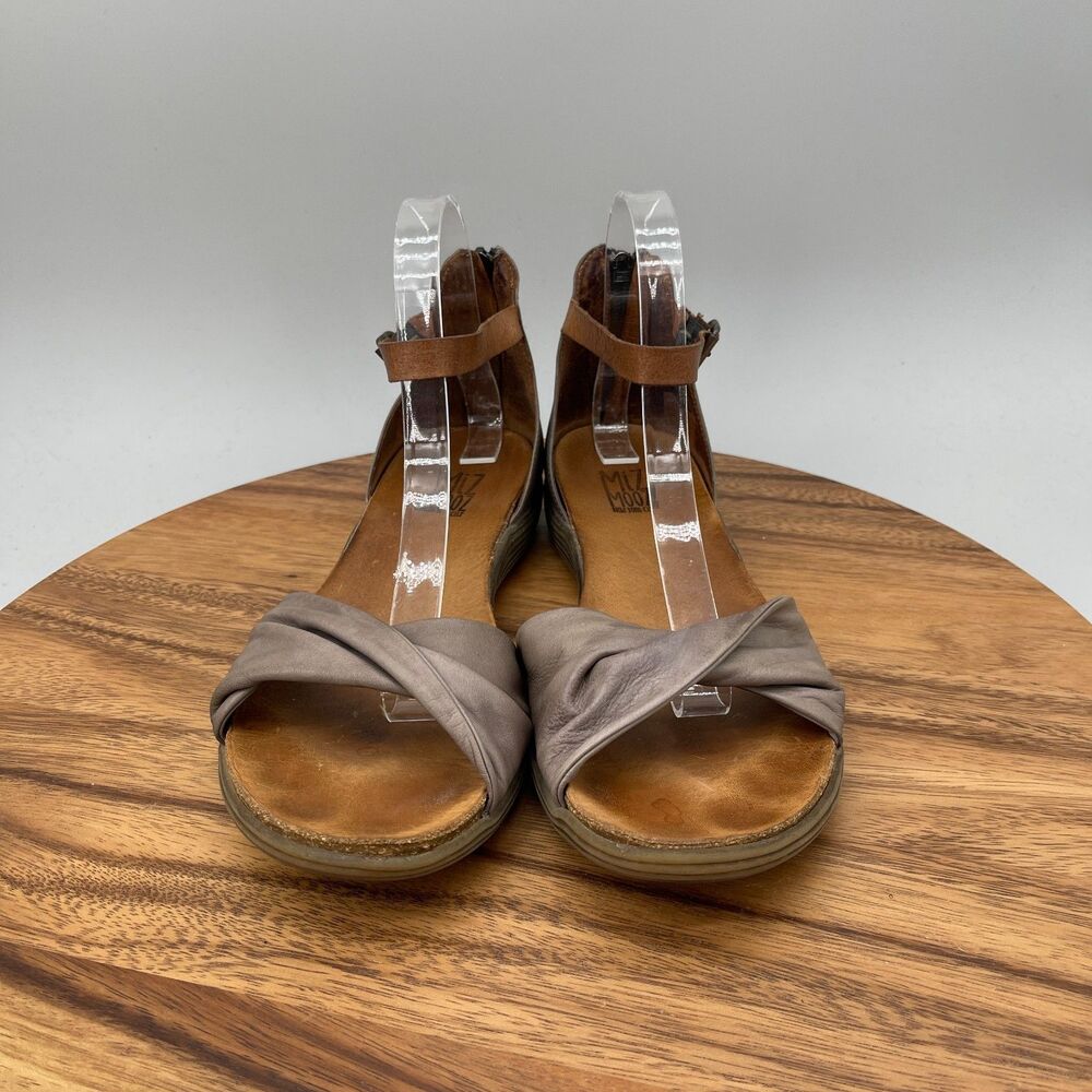Miz Mooz NYC Sandals Womens 10.5 / 42 Distressed Gray Leather Ankle Strap - Picture 2 of 10